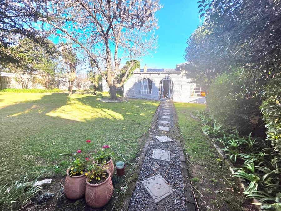 5 Bedroom Property for Sale in Jordania Free State